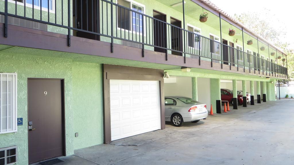 לוס אנג'לס Eagle Rock Motel מראה חיצוני תמונה